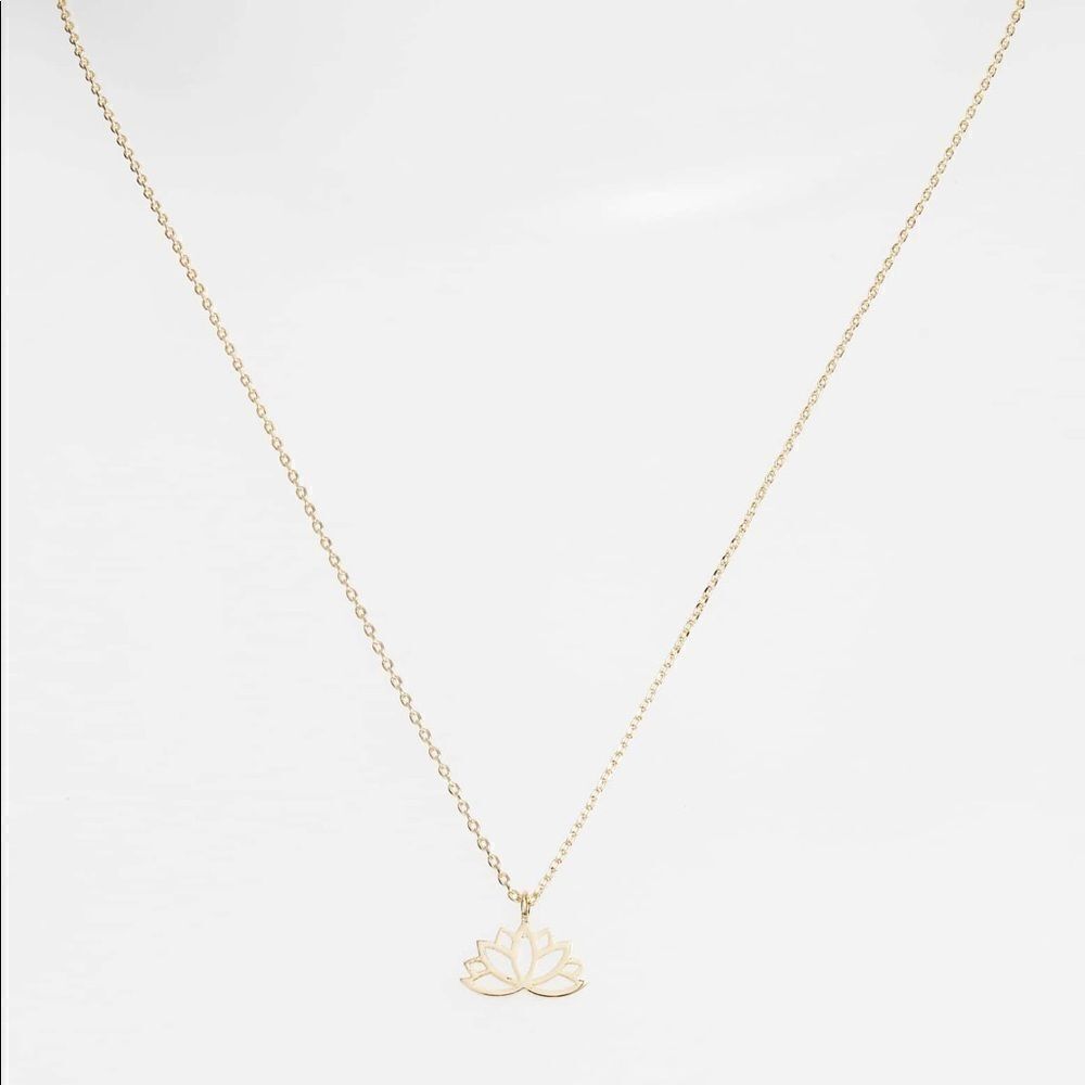 Estella Bartlett Lotus Leaf Pendant Necklace (G2)